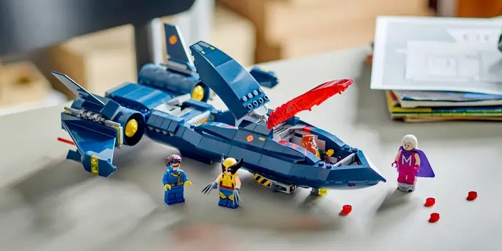 Źródło: LEGO; materiały promocyjne - Takimi cenami zdobywa się serce fanów Marvela. Odrzutowiec X-Menów z X-Men ’97 przypomniał mi o jednym z ulubionych seriali - wiadomość - 2024-12-04