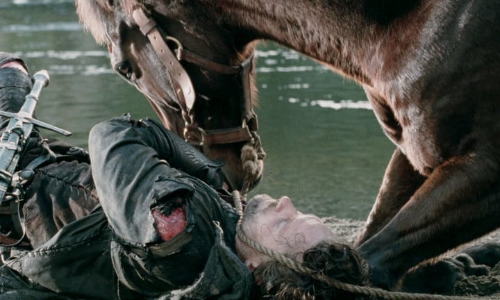 Źródło: Władca Pierścieni: Dwie Wieże / New Line Cinema - Viggo Mortensen tak przywiązał się do konia z planu Władcy Pierścieni, że po zakończeniu zdjęć odkupił go od właściciela - wiadomość - 2024-10-08