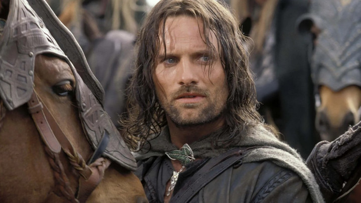 Źródło: Władca Pierścieni: Wie Wieże / New Line Cinema - Viggo Mortensen tak przywiązał się do konia z planu Władcy Pierścieni, że po zakończeniu zdjęć odkupił go od właściciela - wiadomość - 2024-10-08