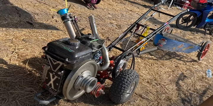 Tajskie wyścigi farmerów, to niezwykły spektakl - ilustracja #1