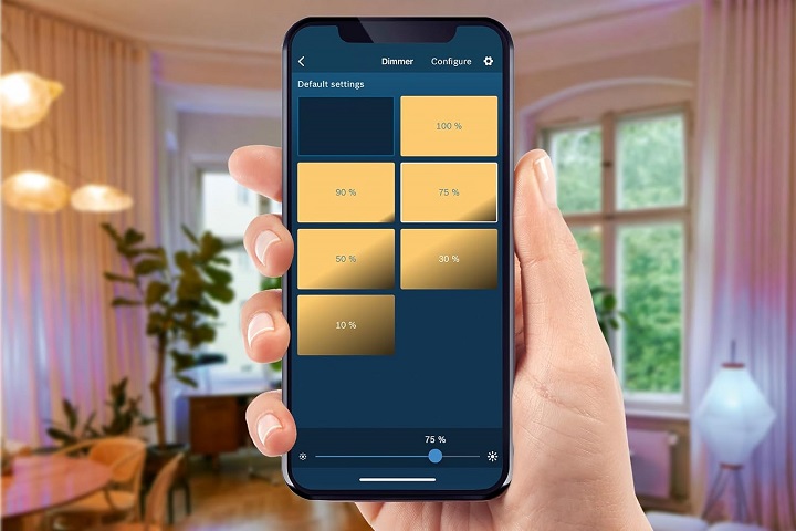 Nowe urządzenie Bosch przekształca klasyczne oświetlenie w inteligentne; można nim sterować głosem lub smartfonem - ilustracja #2