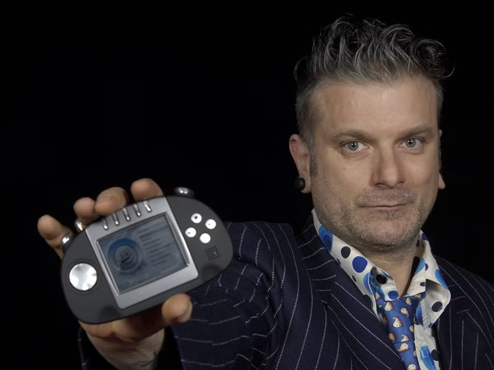 Gizmondo miało podbić świat. Źródło: Inverse. - Najbardziej pechowa konsola świata. Jej legenda rozbiła się równie szybko co Ferrari Enzo jej menadżera - wiadomość - 2025-06-06