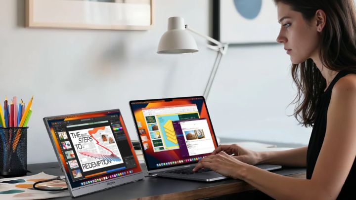 Źródło fot. ARZOPA - „Najlepszy zakup mojego życia”. Ten przenośny monitor kupujesz na próbę, bo niska cena, a potem nie wyobrażasz sobie bez niego pracy - wiadomość - 2026-01-02