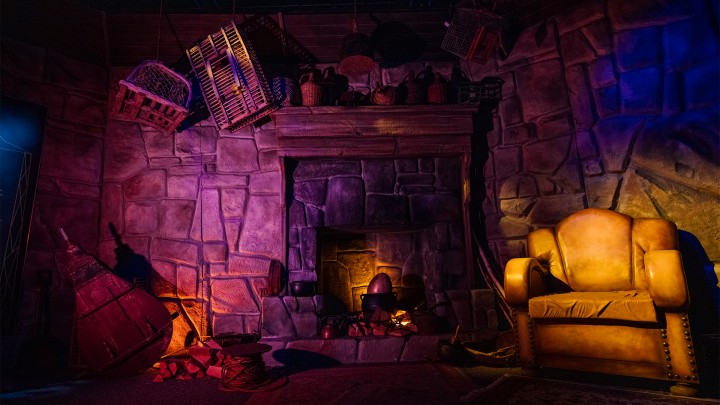 Źródło: Eventim.pl. - Oryginalne rekwizyty z filmów, kostiumy Hermiony i szansa na grę w quidditch. Harry Potter: The Exhibition pod Krakowem czeka na fanów do sierpnia - wiadomość - 2025-06-06