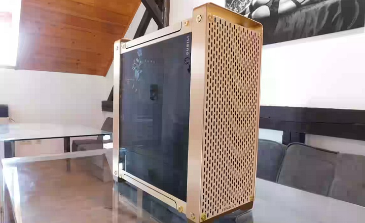 Stacja robocza wyposażona w układ GH200. Źródło: GPTshop.io. - W sklepach pojawiają się komputery wyposażone w procesory Nvidii - wiadomość - 2024-02-11