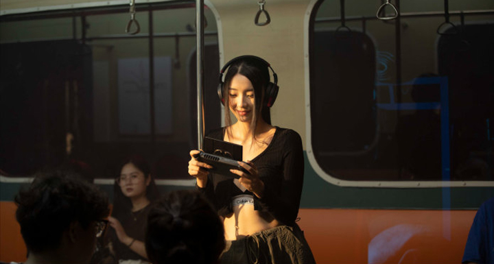 Nadchodzi kolejny rywal Steam Decka; wbudowana klawiatura, ogromny dysk i mocny procesor to jego największe atuty - ilustracja #1