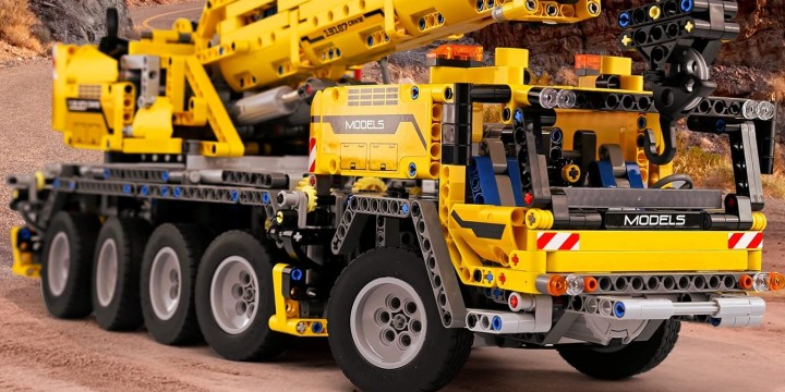 Źródło: Mould King; materiały promocyjne - Ten zdalnie sterowany klockowy dźwig jest nie tylko najlepszą, ale również najtańszą alternatywą dla horrendalnie drogiego zestawu LEGO - wiadomość - 2024-04-15