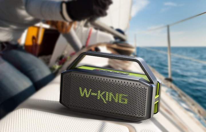 Źródło: W-KING, grafika promocyjna. - 80 W, wodoodporność, 40 godzin na baterii i bajecznie niska cena - ten głośnik Bluetooth W-KING gasi konkurencję, niczym zimna woda pragnienie - wiadomość - 2024-07-01