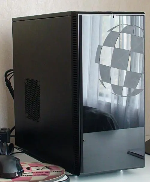 Amiga X1000, czyli w miarę współczesna próba przywrócenia Amigi do życia. Źródło: Amiga.org.pl. - To był najlepszy komputer w historii. 40 lat temu Amiga wyprzedziła epokę i wiem, że mam rację - wiadomość - 2025-06-16