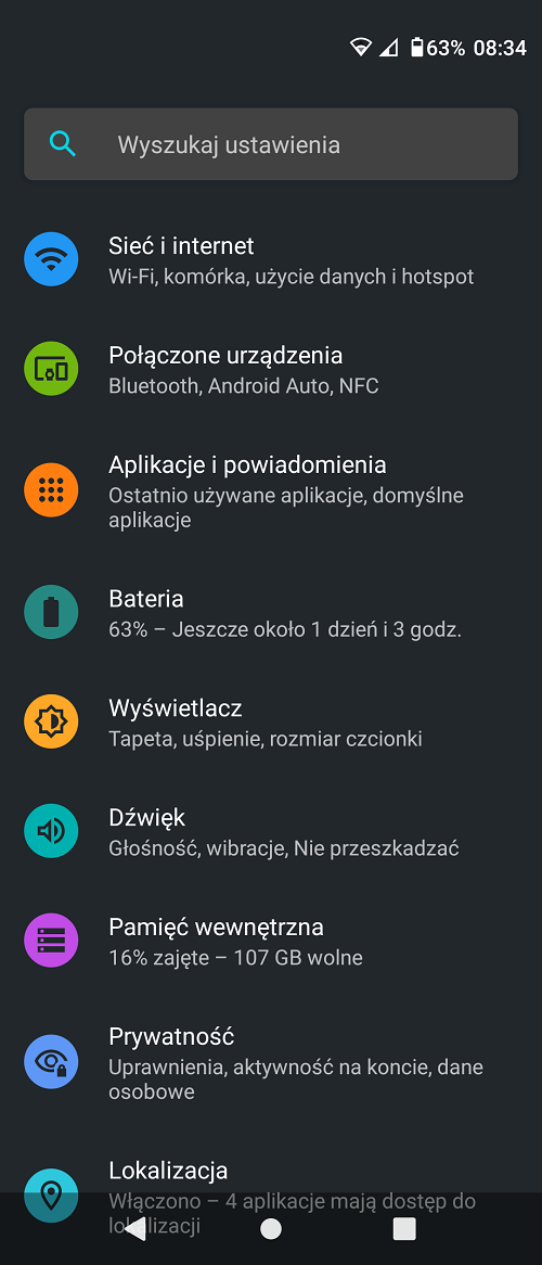 Firma Motorola nie tworzy autorskich nakładek na system Android z myślą o swoich smartfonach. Źródło: własne.