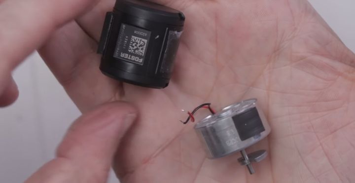 DualSense ma gałki analogowe DualShocka 4 - ilustracja #3