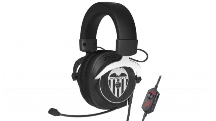 Wśród przecenionych produktów znajdziemy słuchawki Sound Blastera. - Promocja na klawiatury, myszy i inne gamingowe akcesoria w x-komie - wiadomość - 2018-10-08