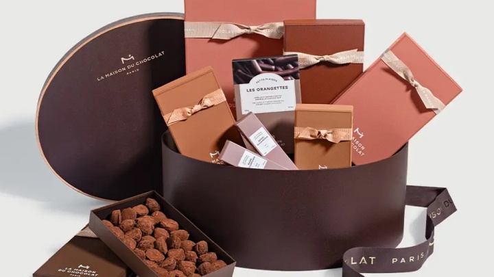 Prawda, że wygląda pysznie? Źródło: La Maison du Chocolat - Niektórzy twórcy dostają od Steama niespodziewane prezenty na święta - „To czekoladowy tier game devu” - wiadomość - 2025-12-16
