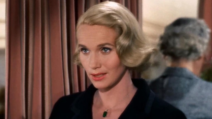 Północ – północny zachód, Alfred Hitchcock, Metro-Goldwyn-Mayer, 1959 - W wieku 101 lat, z 1 Oscarem i 2 gwiazdami na Hollywoodzkiej Alei Gwiazd, jest najdłużej żyjącą ikoną kina na świecie i do dziś nadal zachwyca publiczność - wiadomość - 2026-04-21