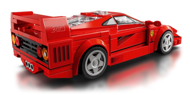 Źródło: LEGO; materiały promocyjne - Ten model Ferrari pokazuje, dlaczego LEGO jest liderem. Kultowe auto w klockowej wersji zachwyciło moje wewnętrzne dziecko - wiadomość - 2025-02-18