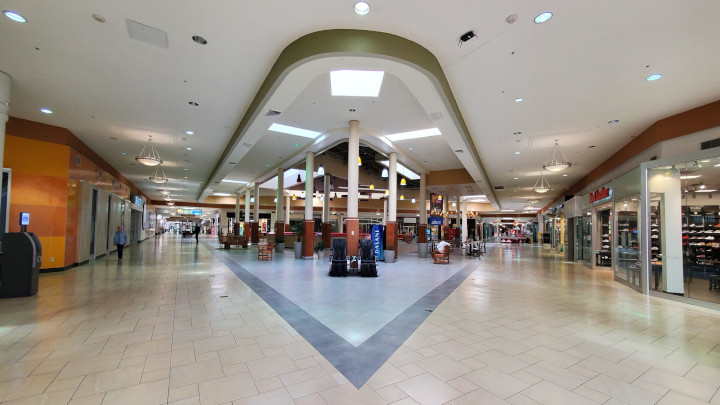 Epic Games wkrótce przeprowadzi się do centrum handlowego - ilustracja #2