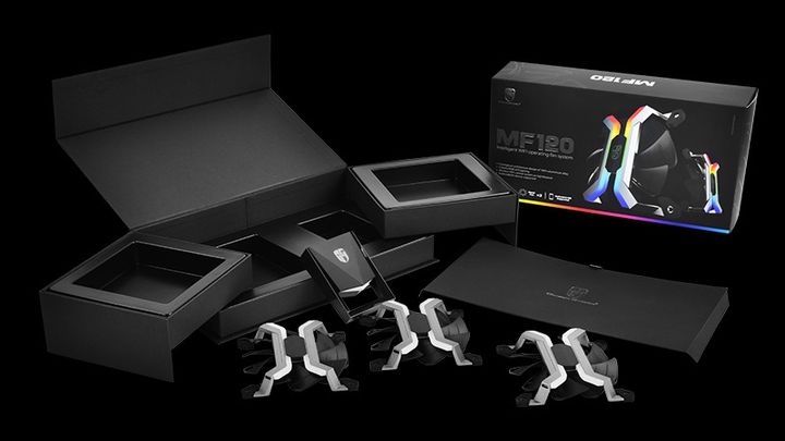 Cały zestaw wygląda bardzo elegancko, ale jest też niestety piekielnie drogi. - Wentylatory dla PC Master Race - WiFi, RGB LED i aluminium - wiadomość - 2018-02-28