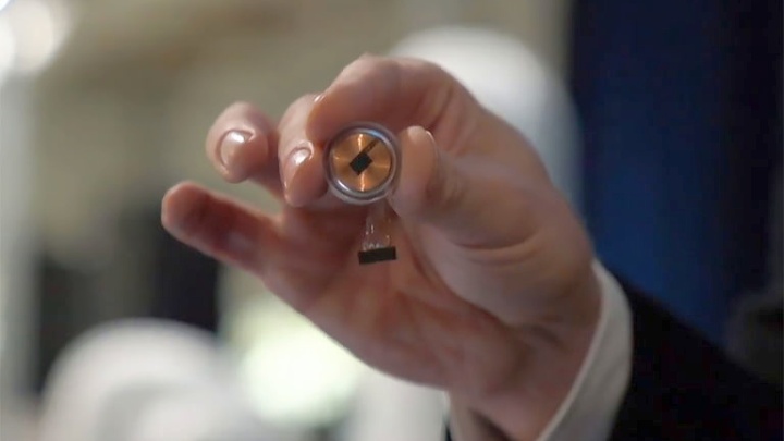 Elon Musk tłumaczy, jak działa Neuralink - połączenie mózgu z komputerem - ilustracja #1