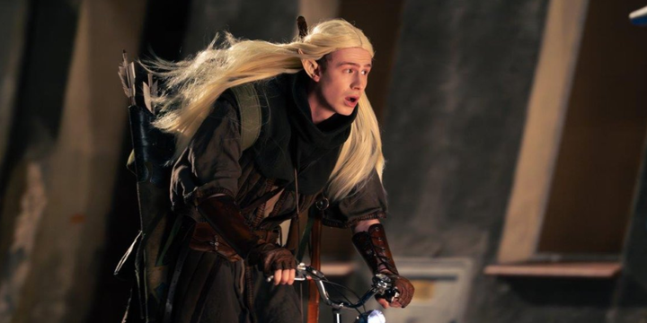 LARP. Miłość, trolle i inne questy, Kordian Kądziela, TFP, 2025 - Twórcy polskiego hitu Netflixa nakręcili pełny akcji i humoru nowy film. LARP. Miłość, trolle i inne questy z gwiazdami 1670 ma już zwiastun i plakat - wiadomość - 2025-04-17