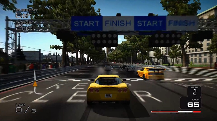 Project Gotham Racing 3. Źródło: RacingGameArchive / YouTube. - Te wyścigi pokazywały moc Xboksa 360. Project Gotham Racing 3 szokował grafiką - wiadomość - 2025-06-13