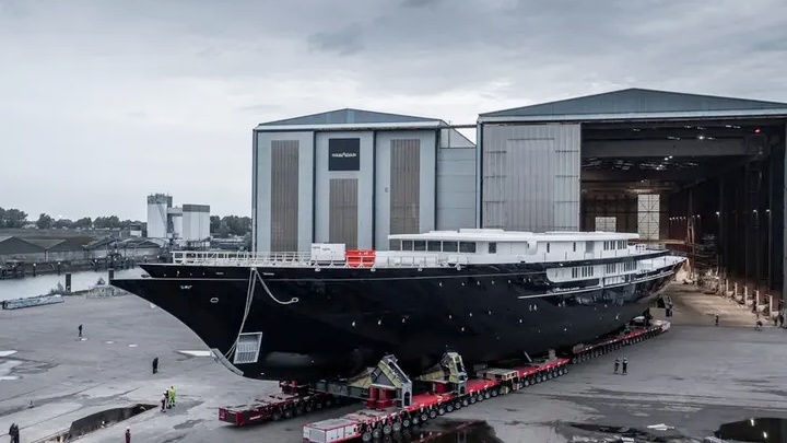 Rozbiorą zabytkowy most, żeby jacht Jeffa Bezosa mógł przepłynąć - ilustracja #1