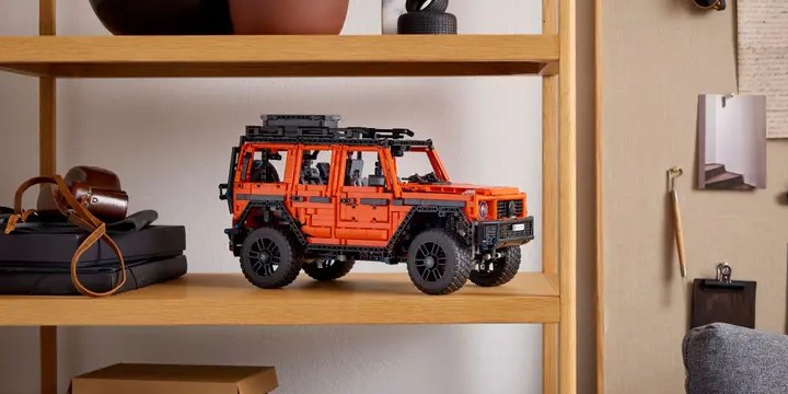 Źródło: LEGO; materiały promocyjne - To, co stworzyło LEGO, przeszło moje najśmielsze oczekiwania. Model LEGO Technic Mercedes G500 zachwyca wiernością odwzorowania oryginału i niską ceną - wiadomość - 2024-09-25