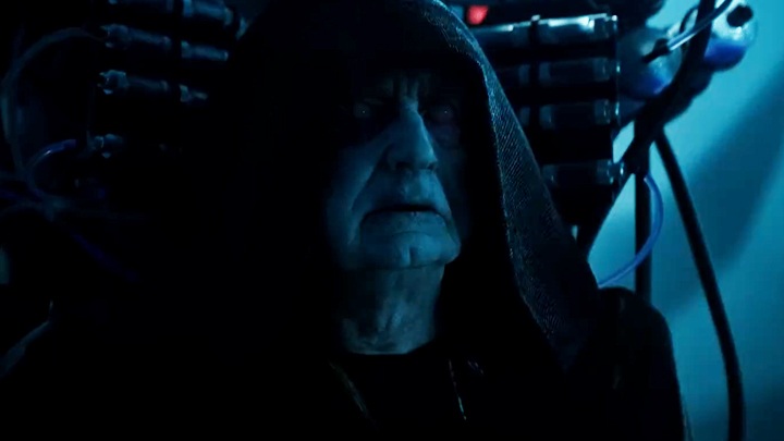 Gwiezdne wojny: Skywalker. Odrodzenie, J.J. Abrams, Walt Disney Studios Motion Pictures, 2019 - Dlaczego Palpatine ze Star Wars jest tak słaby w części 9? Teraz wiemy, że winę za to ponosi Darth Vader - wiadomość - 2025-11-21