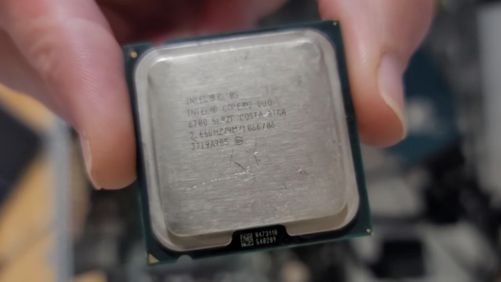 Źródło: YouTube: Jaindike Tech Reviews; 2023 - Ten procesor pokochali gracze. Legendarny Intel Core 2 Duo skończył 20 lat - wiadomość - 2026-07-29