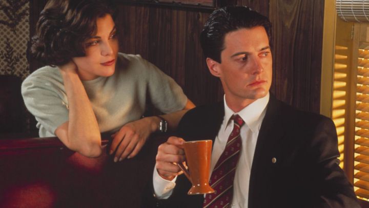 Twin Peaks, David Lynch, Lynch/Frost Productions, 1990. - Ta muzyka hipnotyzuje od 36 lat. Magia jednego z najlepszych seriali w historii, Twin Peaks, za grosze na Amazonie - wiadomość - 2026-02-26