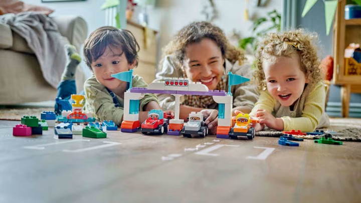 Źródło: Formula 1 - LEGO zapowiedziało całą masę zestawów z Formuły 1. Możecie zebrać bolidy wszystkich zespołów - wiadomość - 2024-11-22