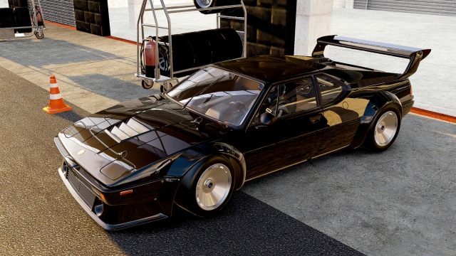 Pieniędzy na poprawę grafiki gra może już nie potrzebuje, ale chciałoby się zobaczyć więcej równie pięknych modeli w wirtualnym garażu… - Project CARS – twórcy wstrzymują zbiórkę i oferują zwrot pieniędzy niezadowolonym graczom - wiadomość - 2013-07-26