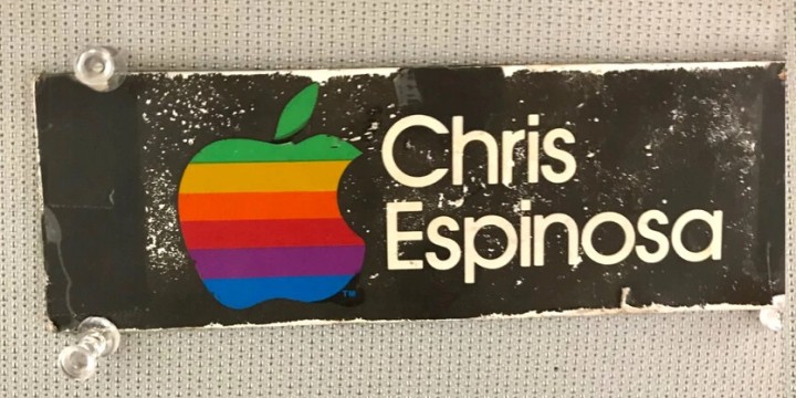 Ten człowiek całe życie pracuje dla Apple, niemal dwukrotnie dłużej od Stevea Jobsa - ilustracja #2