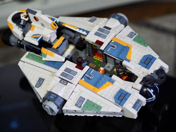 Wnętrze pozwala na umieszczenie figurek, ale liczyłem na coś... większego (źródło: własne).