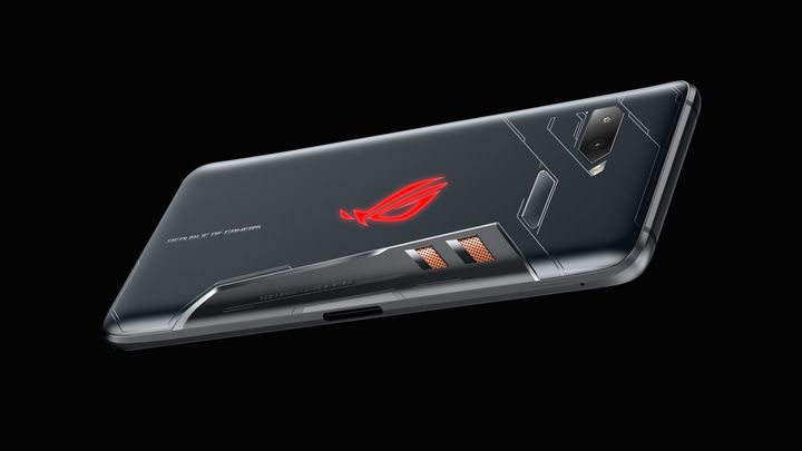 Telefon z podkręconym procesorem od Asusa - ilustracja #1