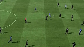 FIFA 13 atak pozycyjny - rozegranie krótkimi podaniami i wrzutka w pole karne
