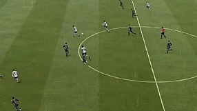 FIFA 13 kontra - kontra środkiem boiska