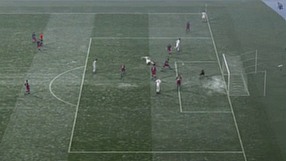 FIFA 11 Jak podawać? – Dośrodkowanie niskie