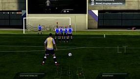 FIFA 11 Jak strzelać rzuty wolne? - Strzał drugim piłkarzem