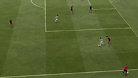 FIFA 13 dośrodkowanie po ziemi