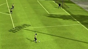 FIFA 10 Dośrodkowania – Po ziemi