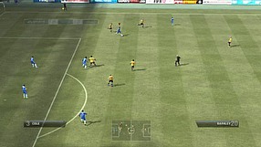 FIFA 12 Podania – Podanie górą