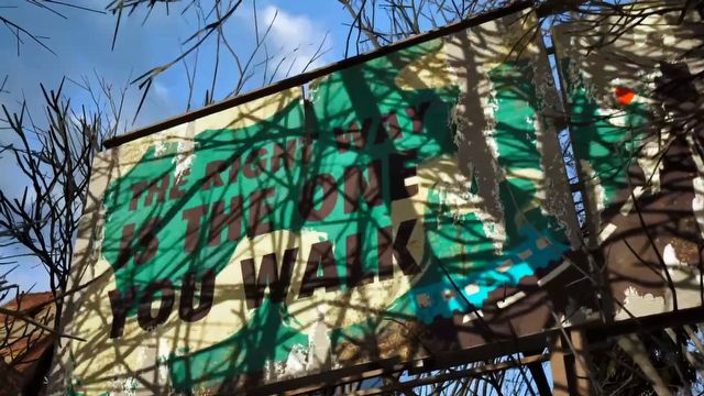 [1:01] - zwiastun Welcome to Raven Brooks