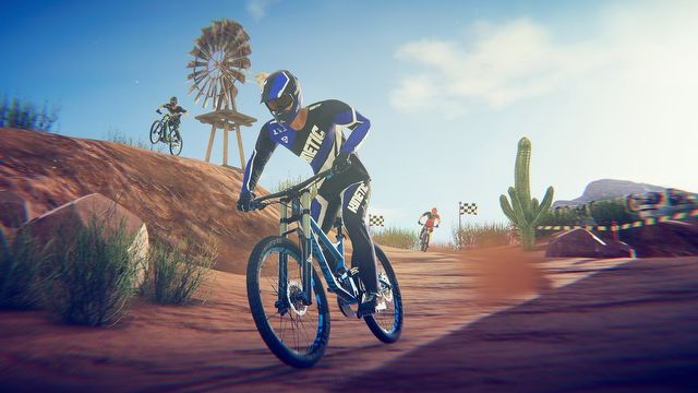 [1:38] zwiastun wersji moblinej