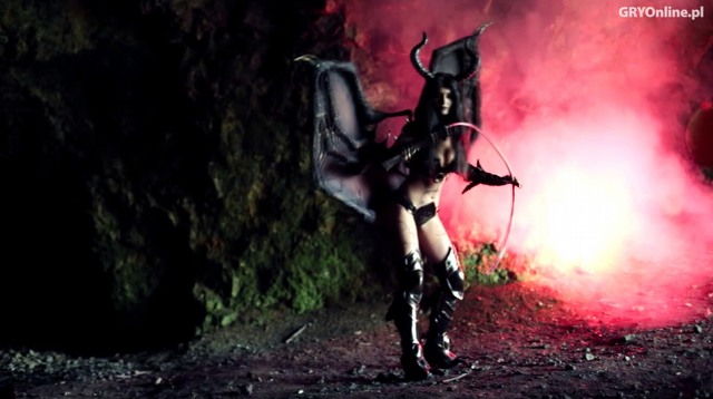 [1:53] Cosplay: Sukkub