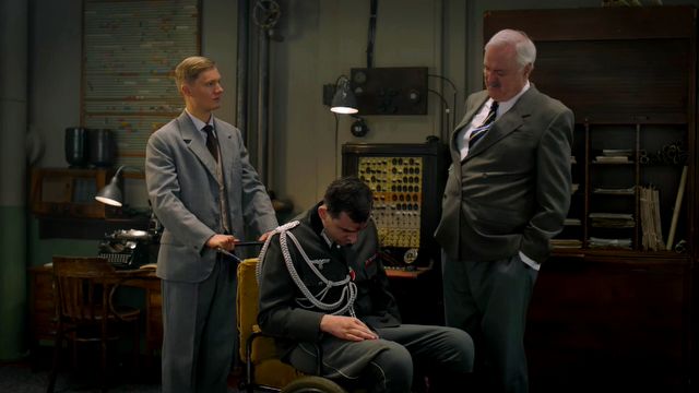 [2:05] Wysiłek wojenny