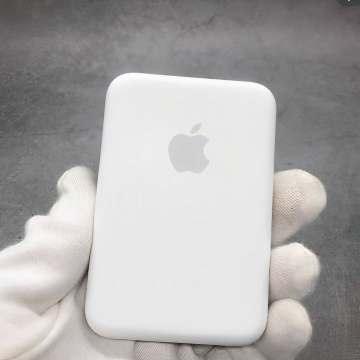 iPhone 15 jeszcze nie wyszedł, a już powstają podrobione akcesoria - ilustracja #2