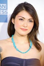 Daniella Pineda