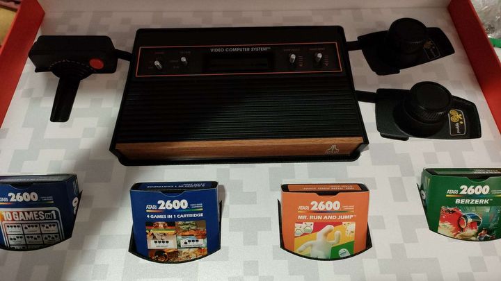 Czy da się w kimś wytworzyć nostalgię? Moja opinia o Atarii 2600+ po 10 godzinach testowania sprzętu - ilustracja #2