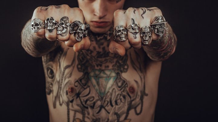 Even today, there are people who are addicted to modifying their bodies. - What Tattoos Have in Common With Cyberpsychosis, or Can Technology Drive You Crazy? - dokument - 2020-01-16