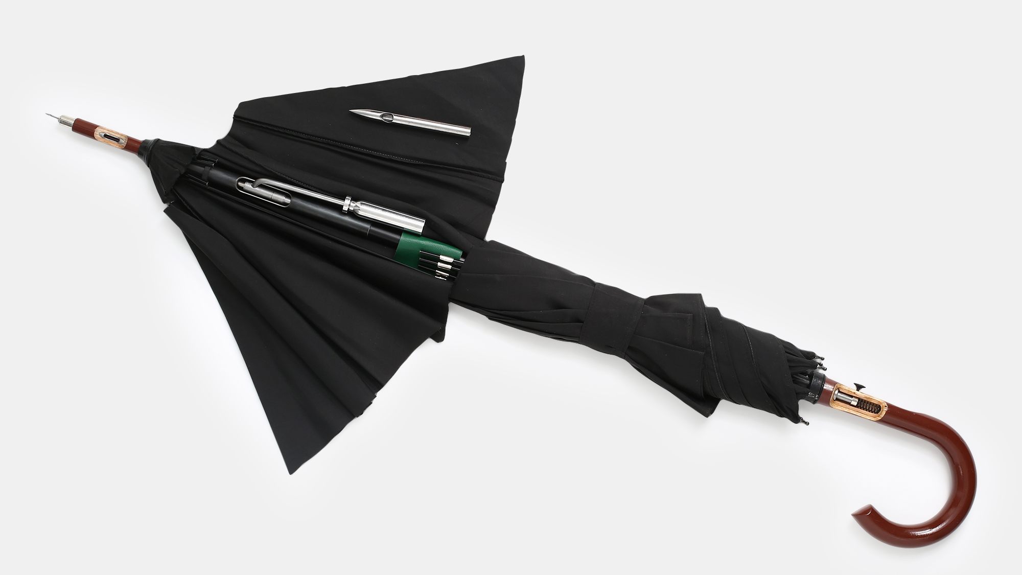 A replica of the "Bulgarian umbrella" – the weapon that killed Georgi Markov. Exhibited in the Deutsche Spionagemuseum in Berlin. - Hitman vs. Reality – is Agent 47 Better than Real Assassins? - dokument - 2019-08-02